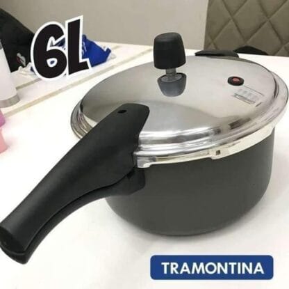 Panela de Pressão Tramontina Vancouver Effect em Alumínio com Revestimento Interno e Externo em Antiaderente Starflon Max Preto 24 cm 6 L